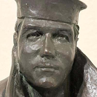 STANLEY BLEFIELD ~ The Lone Soldier ~ U.S. Navy Memorial Bronze Statue