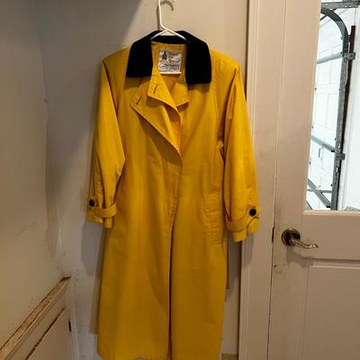 Women’s Winter & Raincoats (GE-MK)