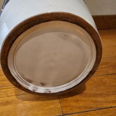 Tall Ceramic Engraved Vase (LR-JS)