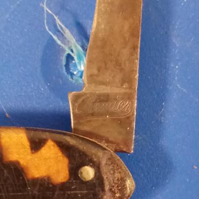 LOT 119 THREE OLD POCKET KNIVES