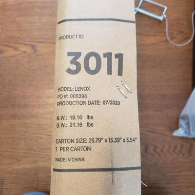 NIB Retrospec Hitch Mount Car Rack and Yakima Locking Railrider 1 (FE-KD)