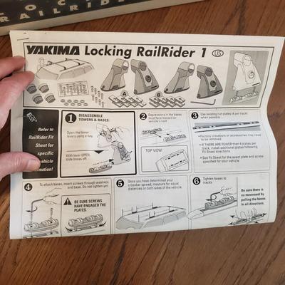 NIB Retrospec Hitch Mount Car Rack and Yakima Locking Railrider 1 (FE-KD)