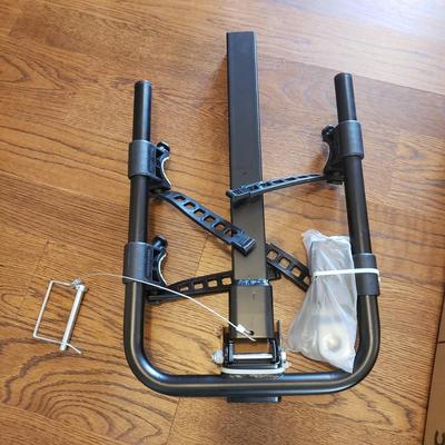 NIB Retrospec Hitch Mount Car Rack and Yakima Locking Railrider 1 (FE-KD)