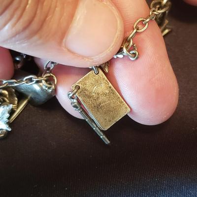 Sterling Silver Charm Bracelet (ST-KD)