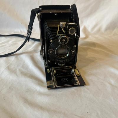 Chiron Movie Camera, Compur Camera & More (GB-MG)