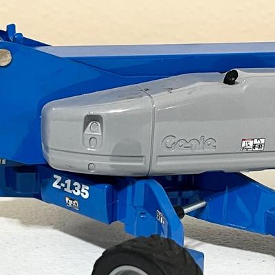 GENIE ~ Z 135/70 ~ 1:34 Scale Die Cast Model