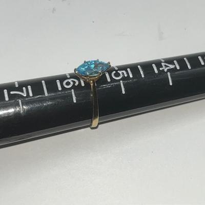 14K Ladies Yellow Gold Ring Blue Setting