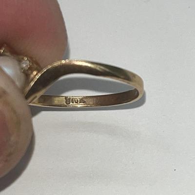 Antique Pearl 10K Ring