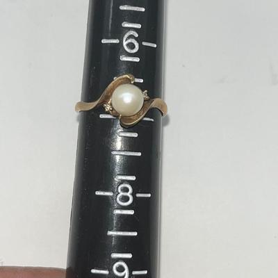 Antique Pearl 10K Ring