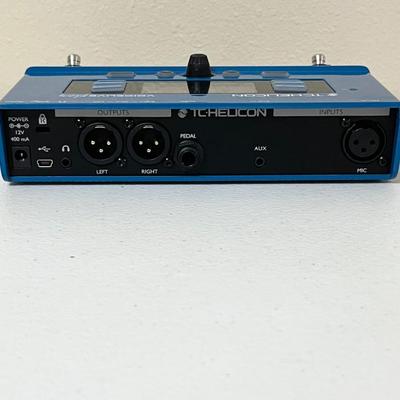 TC HELICON ~ Voicelive Play Vocal Effect Processor Pedal