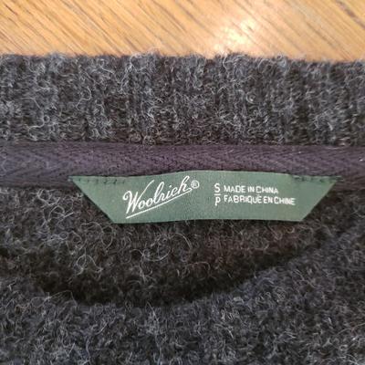 Tommy Hilfinger, Gap, Woolrich, Ralph Lauren Wool Sweaters and More (MB-KD)