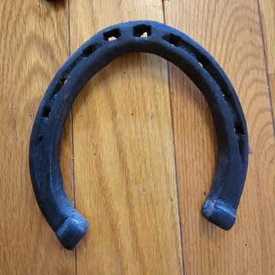 Vintage Horseshoes & Blacksmith Tool (LR-JS)
