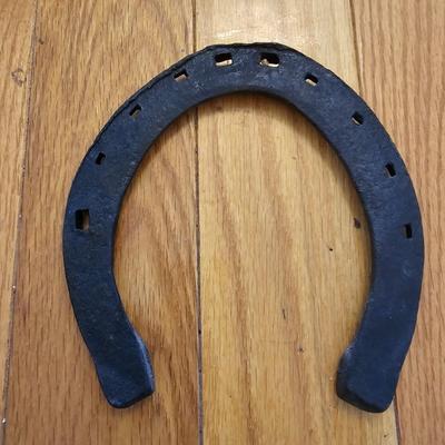 Vintage Horseshoes & Blacksmith Tool (LR-JS)