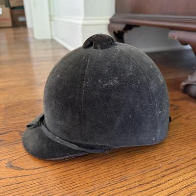 Vintage Horseback Riding Accessories (MB-DZ)