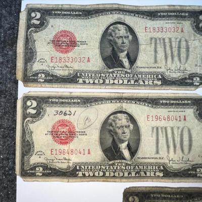 (5) 1928 $2 Red Seal Bills