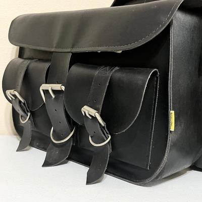 WILLIE & MAX ~ Leather Saddlebags With Buckles
