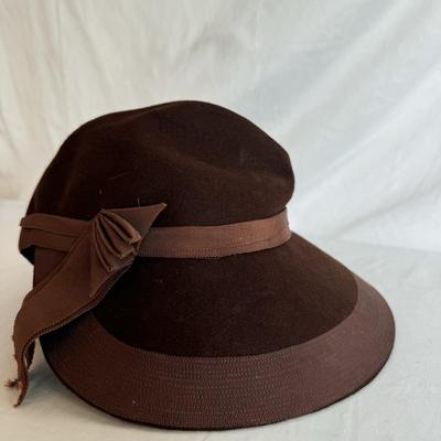 Vintage Hats and Sun Sleeves (MB-DZ)