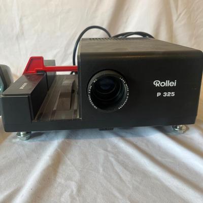 Rollei P 325 Slide Projector & Screens (O-MG)