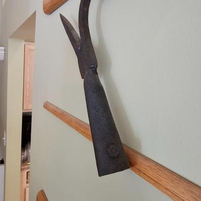 Powder Horn & Pike Head (LR-JS)