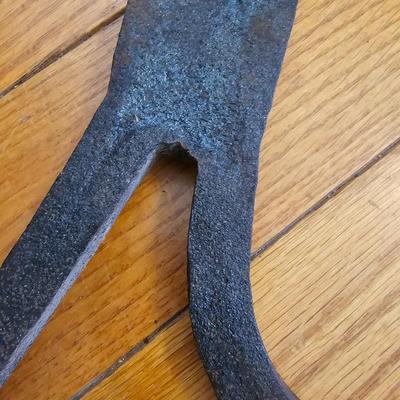 Powder Horn & Pike Head (LR-JS)
