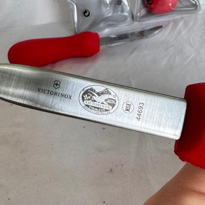 Gerber, Victorinox & More Knives (PC-DZ)