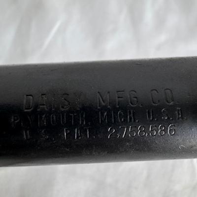 Daisy Model 106 BB Gun and More (MB-DZ)