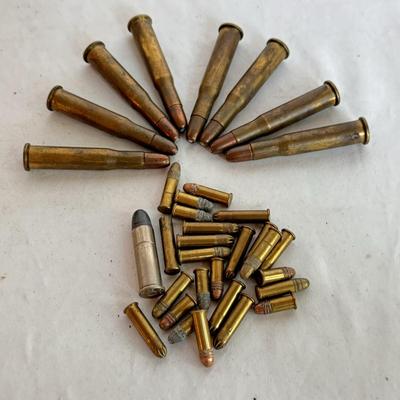 Miscellaneous Shotgun Shells and Bag (MB-DZ)
