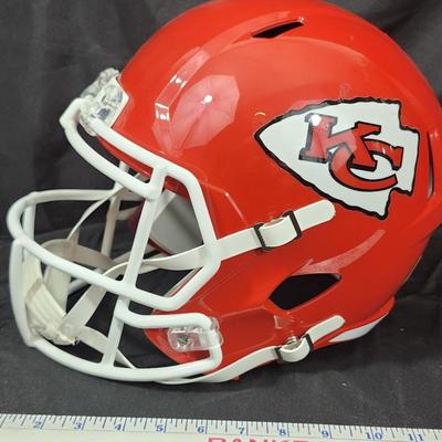Clyde Edwards-Helaire Autographed Proline (Authentic) Kansas City Chiefs Helmet with Beckett Witnessed
