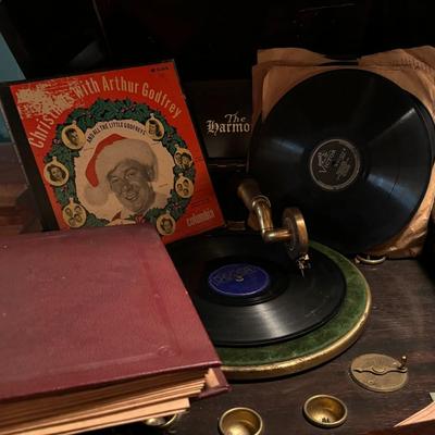 Antique Harmona Wind Up Record Player