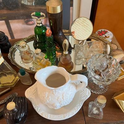 Perfume Bottles, Vintage Jewelry, and Misc Items Lot