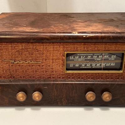 Vintage Motorola Tub Radio