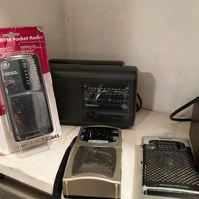 Pocket Radios Lot