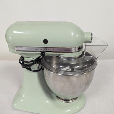 Kitchen Aid Mixer With Attachments
