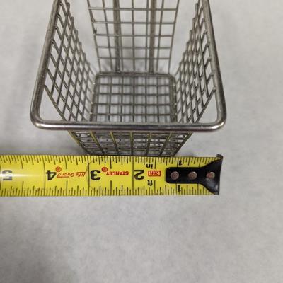 30 Small Frying Baskets