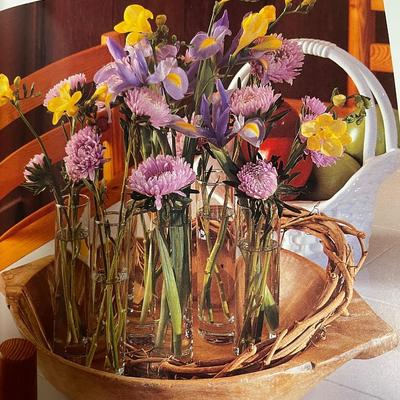 Simple flower arrangement