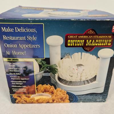 Great American Steakhouse Onion Machine