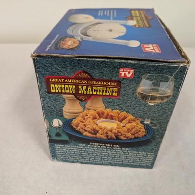 Great American Steakhouse Onion Machine