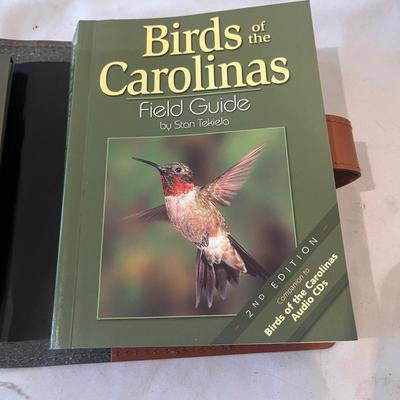 Bushnell Legend Series Binoculars & Bird Book (O-MG)