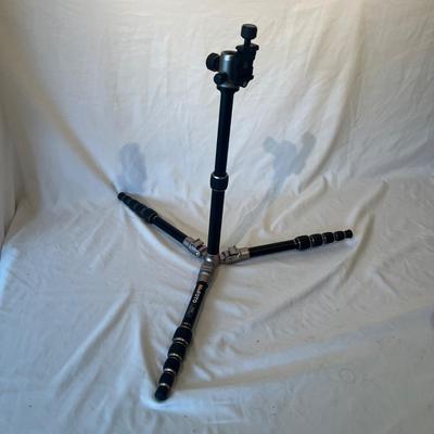 Slik Monopod & Trio of Tripods (O-MG)