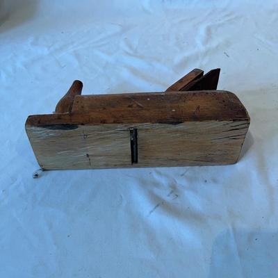 Two Wooden Planes (O-MG)
