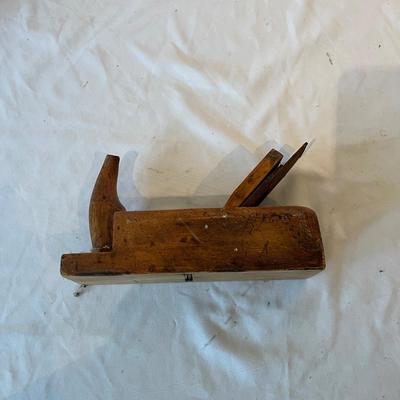 Two Wooden Planes (O-MG)