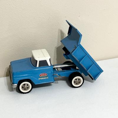 TONKA ~ Hydraulic Metal Dump Truck
