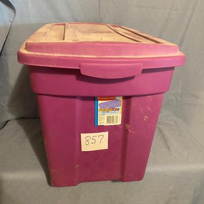 Tote Lot