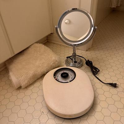 Krups Scale, Connair Mirror, and Bath Mat (BO-DZ)