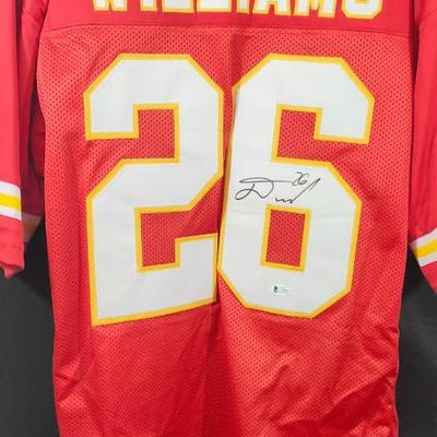 Damien Williams Signed K C Chiefs Jersey Inscribed (Beckett COA)