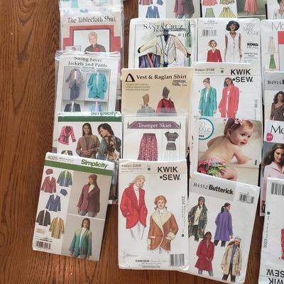 McCall's, Simplicity, Butterick and Kwik Sew Sewing Patterns (P-KD)