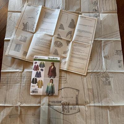 McCall's, Simplicity, Butterick and Kwik Sew Sewing Patterns (P-KD)