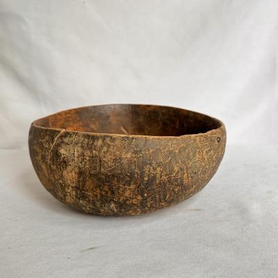 Primitive Wooden Bowls (P-DZ)