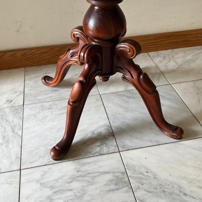 Salon Table (LR-RG)
