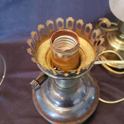 Collection of Hurricane Globes and Lamps (P-KD)